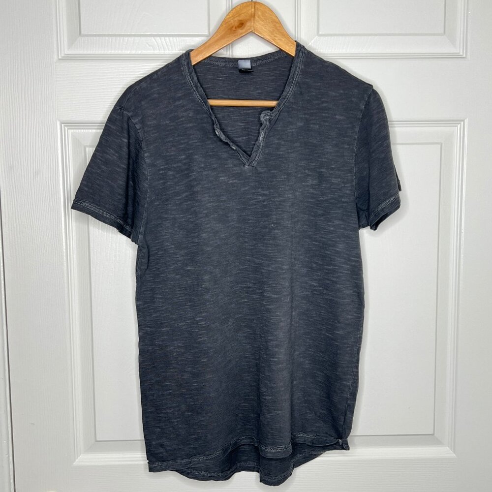 3 Alternative Apparel T-Shirts - Picture 9 of 11